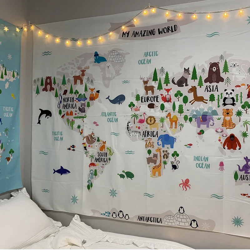 Photography Mapped - Tierweltkarte Wandteppich Wandbehang Kinderkarte Stoff Cartoon