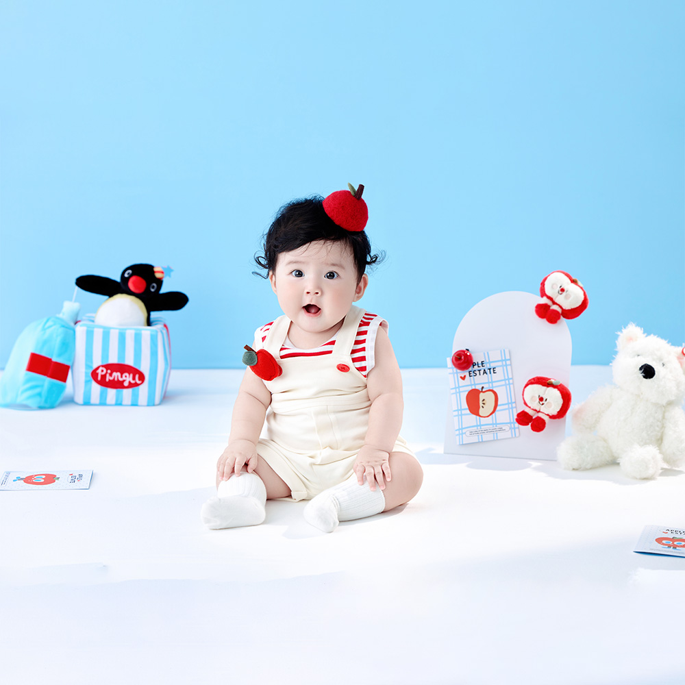 Entzückende 100-Tage-Baby-Foto – Photography Day Bewertung und Preis